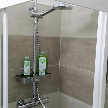 Comeacasa فندق مبيت وإفطار 4*