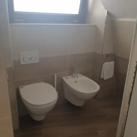 Comeacasa فندق مبيت وإفطار