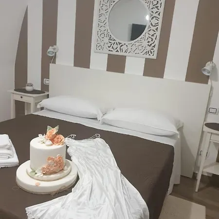 Comeacasa فندق مبيت وإفطار 4*