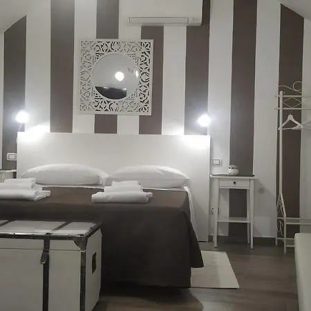 Comeacasa Bed & Breakfast *
