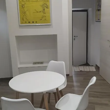 Comeacasa فندق مبيت وإفطار 4*