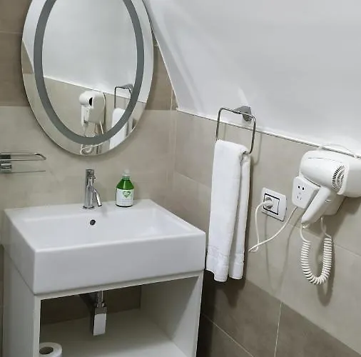 לינה וארוחת בוקר Comeacasa